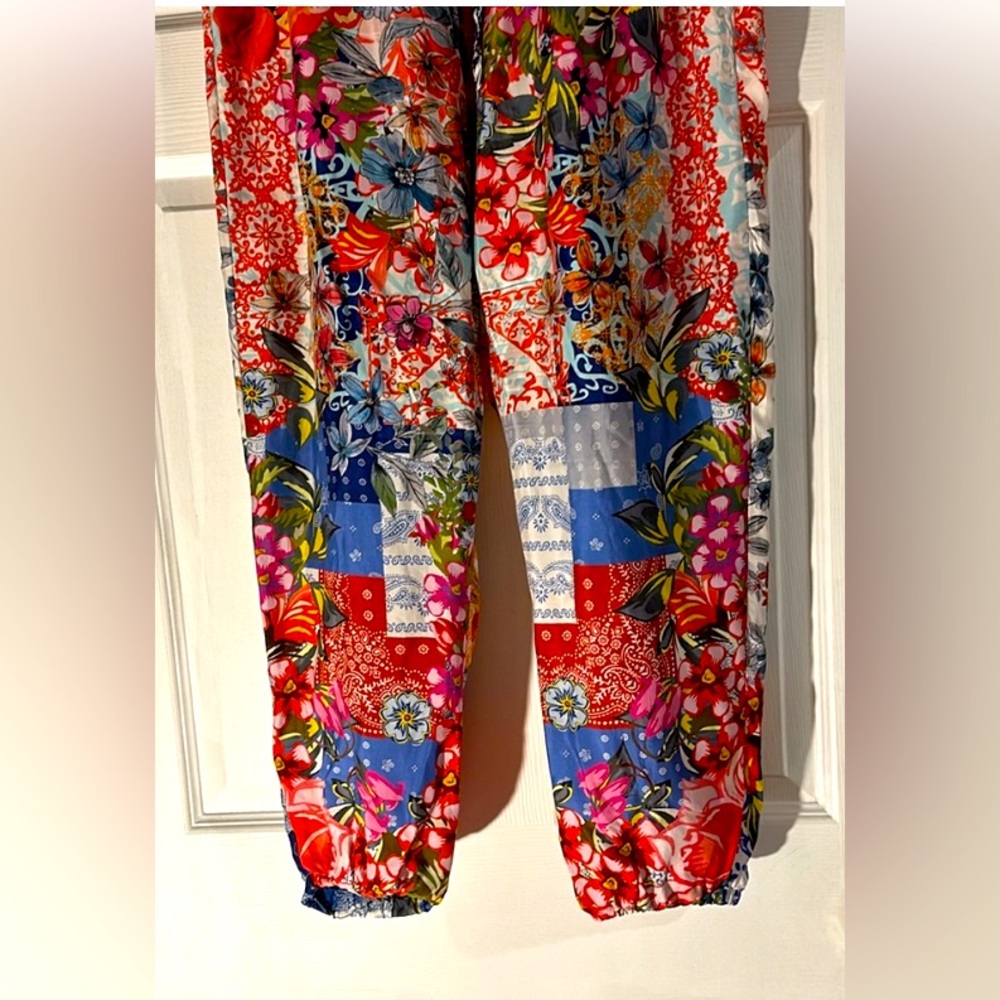 Gorgeous Johnny Was multi color jogger style pants ๐ - Picture 5 of 7